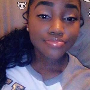 Meet your Posher, Toni